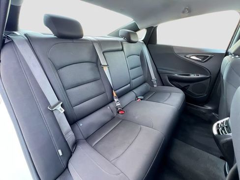 Used 2024 Chevrolet Malibu LT FWD image 25