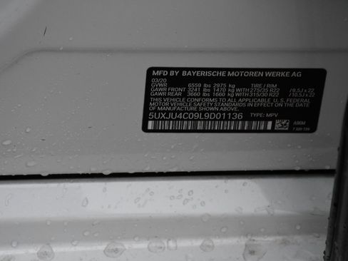 Used 2020 BMW X5 M50i w/ Executive Package image 24