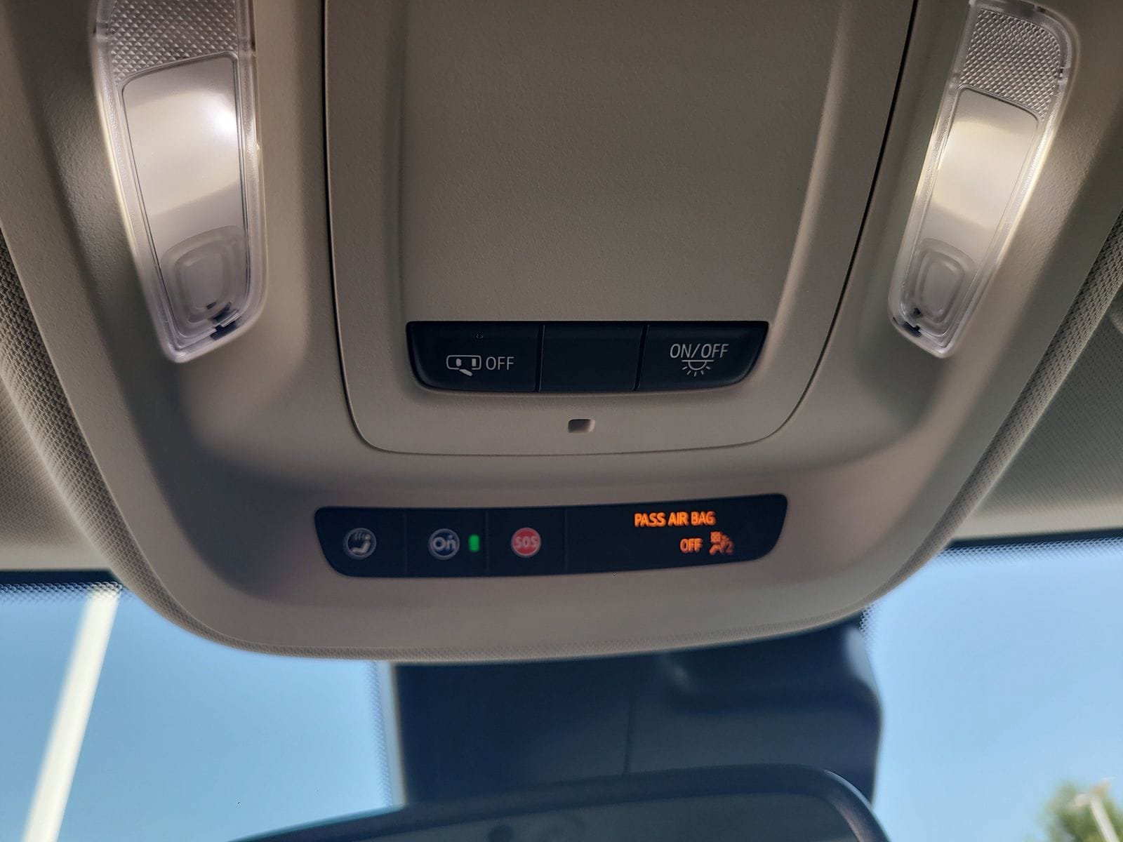 Used 2023 Buick Envision Essence FWD image 21