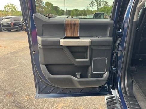 Used 2019 Ford F150 Lariat w/ Equipment Group 502A Luxury image 14