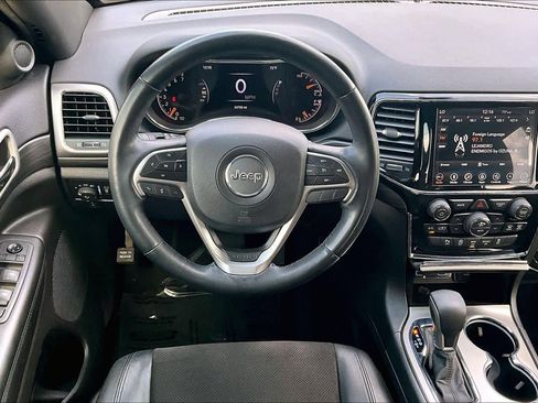 Used 2019 Jeep Grand Cherokee Altitude image 6