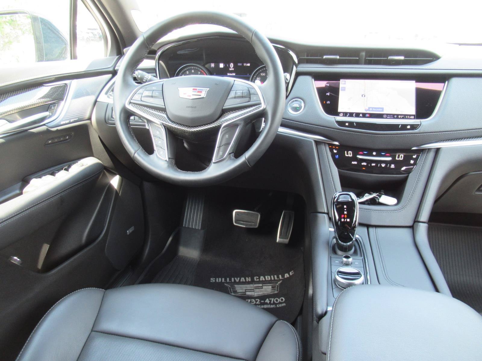 Certified 2026 Cadillac XT5 Sportv w/ LPO, Floor Liner Package AWD/4WD image 14