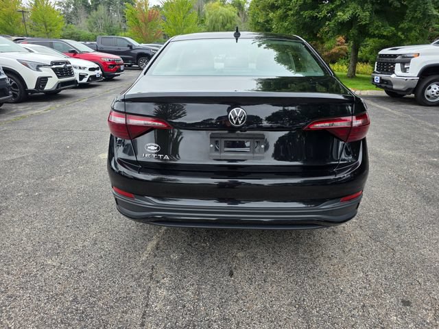 Used 2024 Volkswagen Jetta S FWD image 3