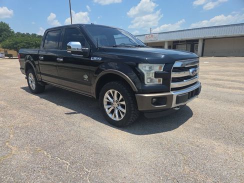 Used 2016 Ford F150 King Ranch w/ Equipment Group 601A Luxury AWD/4WD image 13