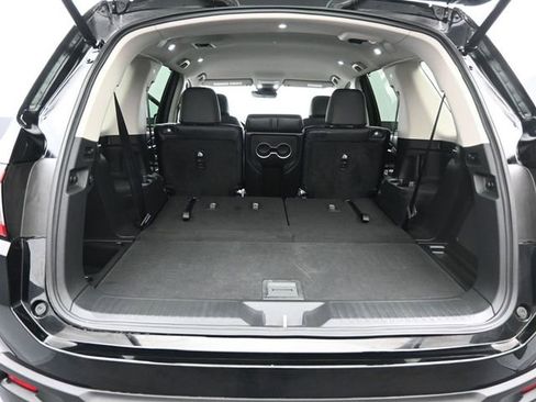 Used 2025 Honda Pilot EX-L image 38