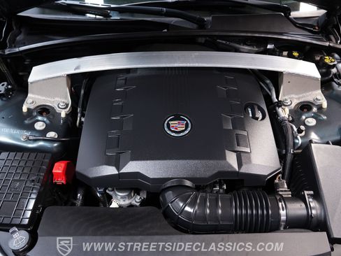 Used 2010 Cadillac CTS Performance w/ Performance Luxury Package RWD image 3