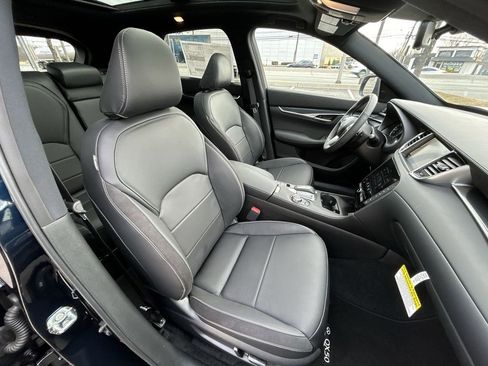 Certified 2025 INFINITI QX50 Sport image 15
