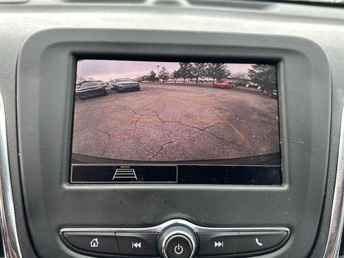 Used 2024 Chevrolet Equinox LT w/ LPO, Floor Liner Package image 22