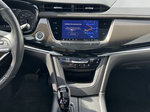 Used 2022 Cadillac XT6 Premium Luxury w/ Platinum Package AWD/4WD image 31