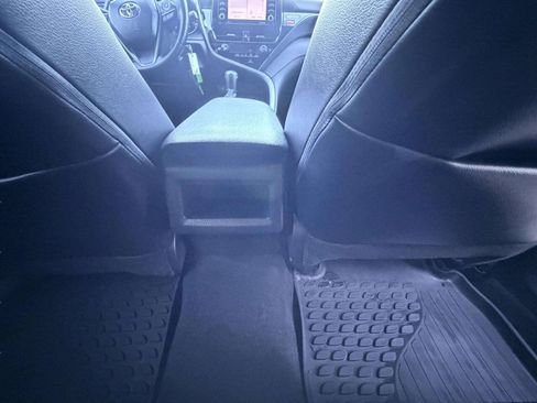 Used 2023 Toyota Camry SE FWD image 22