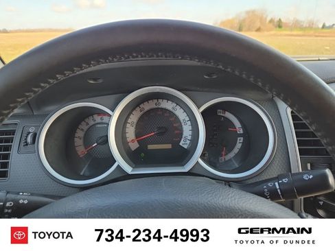 Used 2011 Toyota Tacoma 4x4 Access Cab V6 image 17