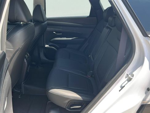 Used 2025 Hyundai Tucson SEL FWD image 20