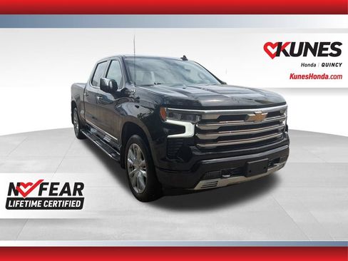 Used 2022 Chevrolet Silverado 1500 High Country w/ High Country Premium Package AWD/4WD image 1
