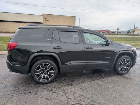 Used 2019 GMC Acadia SLT w/ Black Edition image 8