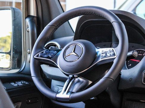 New 2026 Mercedes-Benz Sprinter 2500 image 16