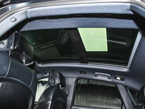 Used 2024 Porsche Macan image 50