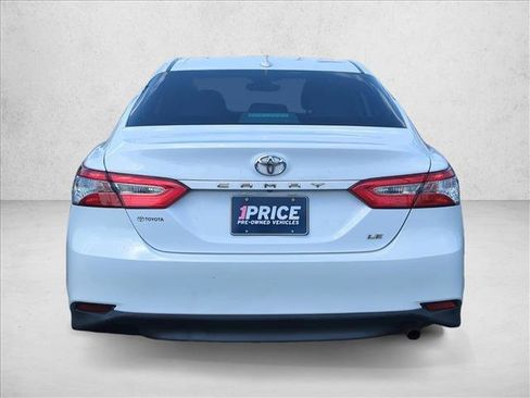 Used 2019 Toyota Camry LE image 6