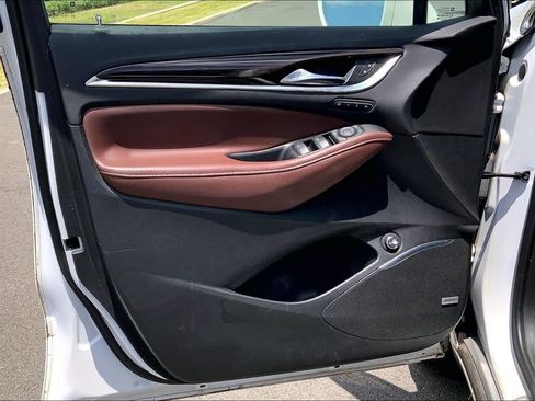 Used 2018 Buick Enclave Avenir w/ Avenir Technology Package FWD image 20