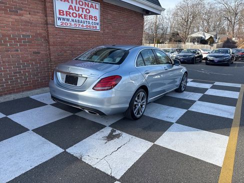 Used 2016 Mercedes-Benz C 300 4MATIC Sedan image 3
