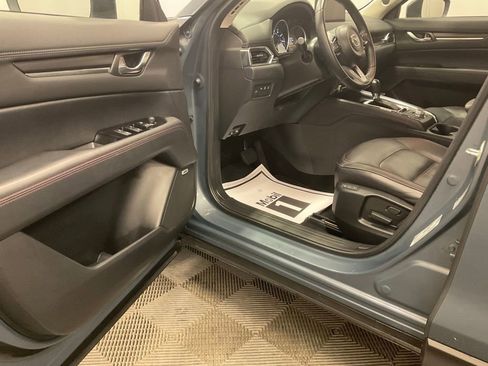 Used 2025 MAZDA CX-5 Carbon Edition image 4
