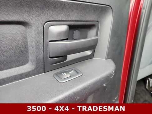 Used 2017 RAM 3500 Tradesman w/ Chrome Appearance Group image 14