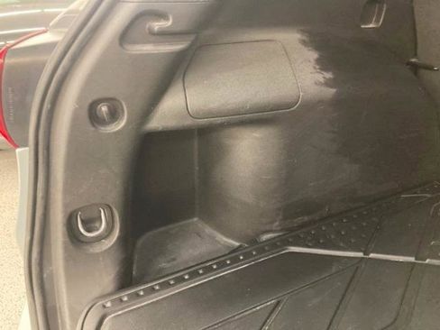 Used 2018 Chevrolet Equinox LT image 40