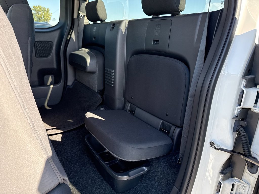Used 2024 Nissan Frontier S w/ S Utility Package RWD image 22