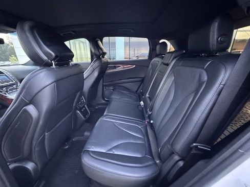 Used 2020 Lincoln Nautilus Reserve w/ Equipment Group 201A image 14