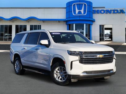 Used 2023 Chevrolet Suburban LT w/ Luxury Package