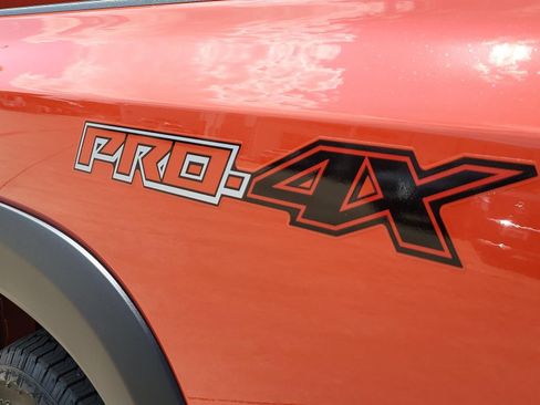 New 2026 Nissan Frontier PRO-4X w/ Pro-4x Convenience Package image 8