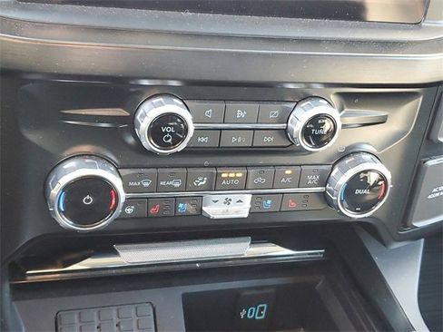 Used 2023 Ford F350 Lariat w/ Lariat Ultimate Package image 21