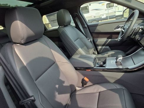 New 2026 Land Rover Range Rover Velar Dynamic SE image 21