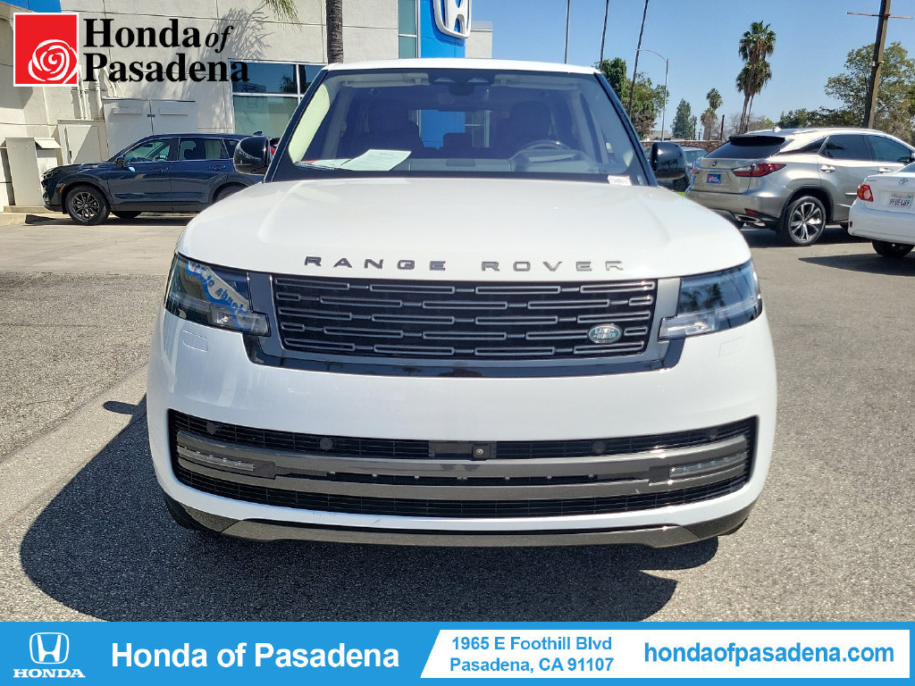 Used 2023 Land Rover Range Rover SE AWD/4WD image 8