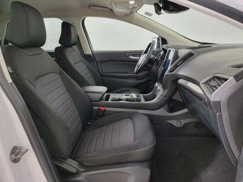 Used 2024 Ford Edge SE w/ Black Appearance Package AWD/4WD image 17
