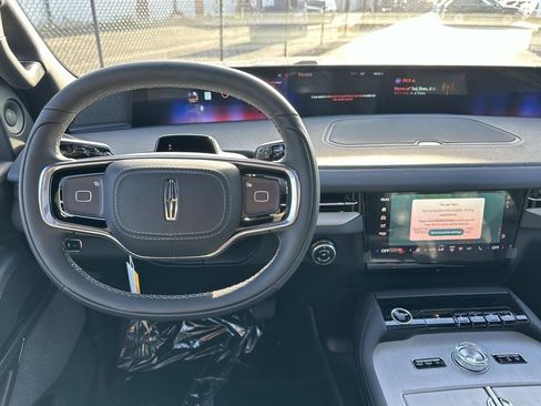 New 2025 Lincoln Navigator Reserve w/ Jet Appearance Package image 27