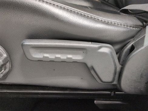 Certified 2020 Jeep Wrangler Unlimited Sahara image 18