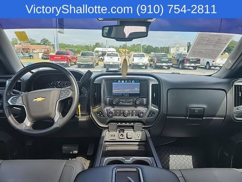 Used 2015 Chevrolet Silverado 1500 LTZ Z71 w/ LTZ Plus Package AWD/4WD image 4