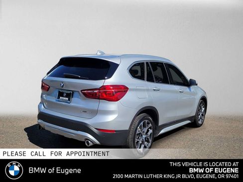 Used 2021 BMW X1 xDrive28i w/ Convenience Package AWD/4WD image 3