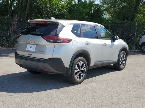 Used 2023 Nissan Rogue SV AWD/4WD image 4
