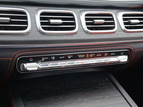 New 2025 Mercedes-Benz GLE 53 AMG 4MATIC image 11