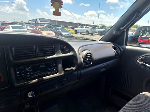 Used 2001 Dodge Ram 3500 Truck 2WD Quad Cab image 21