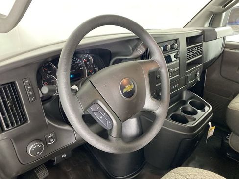 Certified 2025 Chevrolet Express 2500 Work Van w/ Driver Convenience Package image 13