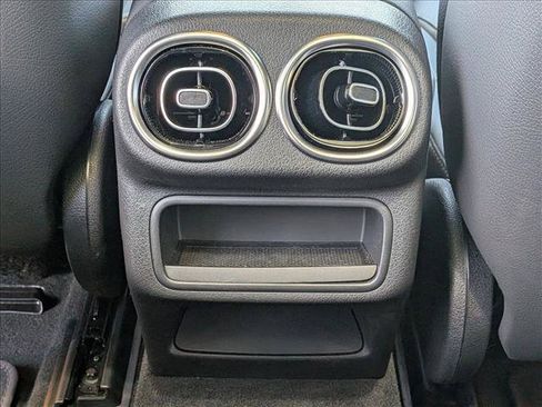 Used 2026 Mercedes-Benz GLC 300 4MATIC image 17