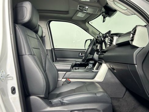 Used 2024 Toyota Sequoia Limited image 11