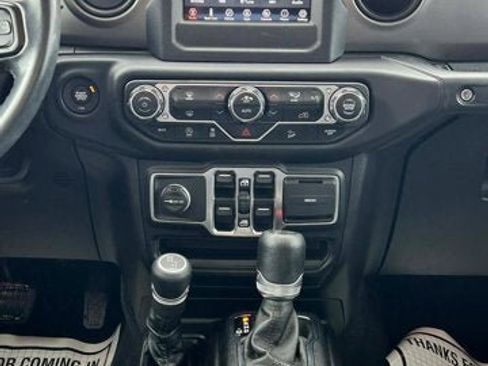 Used 2021 Jeep Wrangler Unlimited Sport image 6