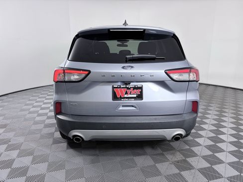 Used 2022 Ford Escape SE w/ Convenience Package image 8