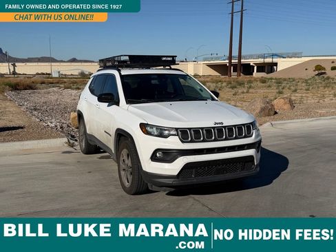 Used 2022 Jeep Compass Latitude image 1