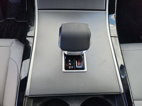 Used 2026 Land Rover Range Rover Velar S image 16