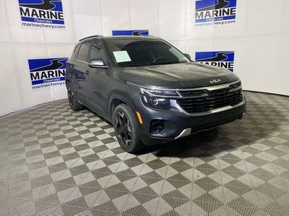 Used 2025 Kia Seltos EX w/ EX Sunroof Package