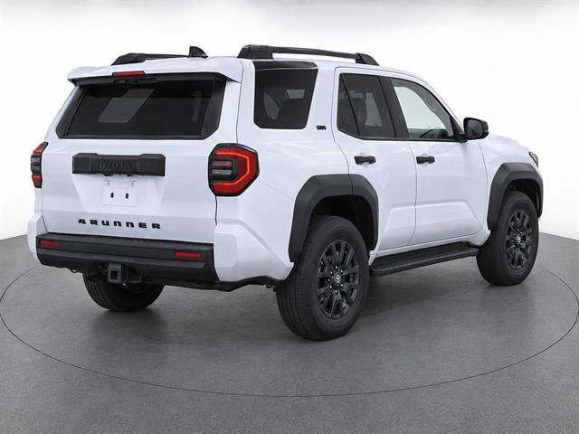 Used 2025 Toyota 4Runner SR5 AWD/4WD image 5